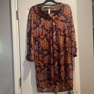 Dear Scarlett Lizzy Floral Dress Women’s Size Large Wrinkle Free
